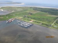 Nordsee 2017 (209)  Hafen von Langeoog mit Fhranleger und Bahnhof